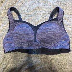 Lululemon sport bra